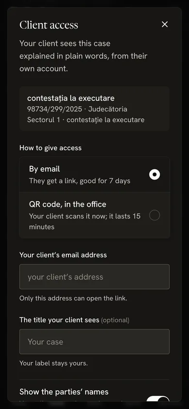 The Client access dialog: the case, access by email or by a QR code in the office, the client's address, the title they see and the parties' names.