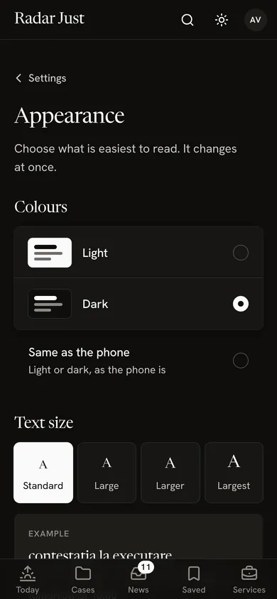 The Appearance screen: the colours Light, Dark and Same as the phone, then the text size, from Standard to Largest.