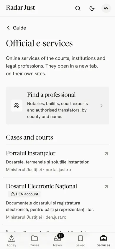 The Official e-⁠services screen: Find a professional (notaries, bailiffs, court experts and authorised translators), then the courts’ online services, by category.